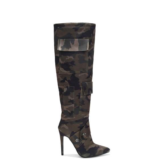 NWT~CAPE ROBBIN VIRDEN - CAMOUFLAGE 5.5 | ALL OFFERS / COUNTEROFFERS WELCOME - Picture 2 of 7